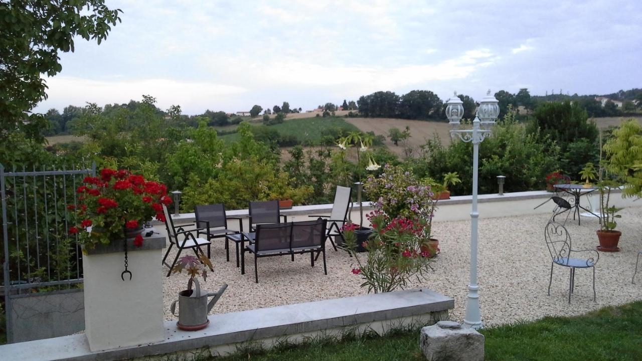 Montismaurelli Bed & Breakfast Montmoreau Luaran gambar