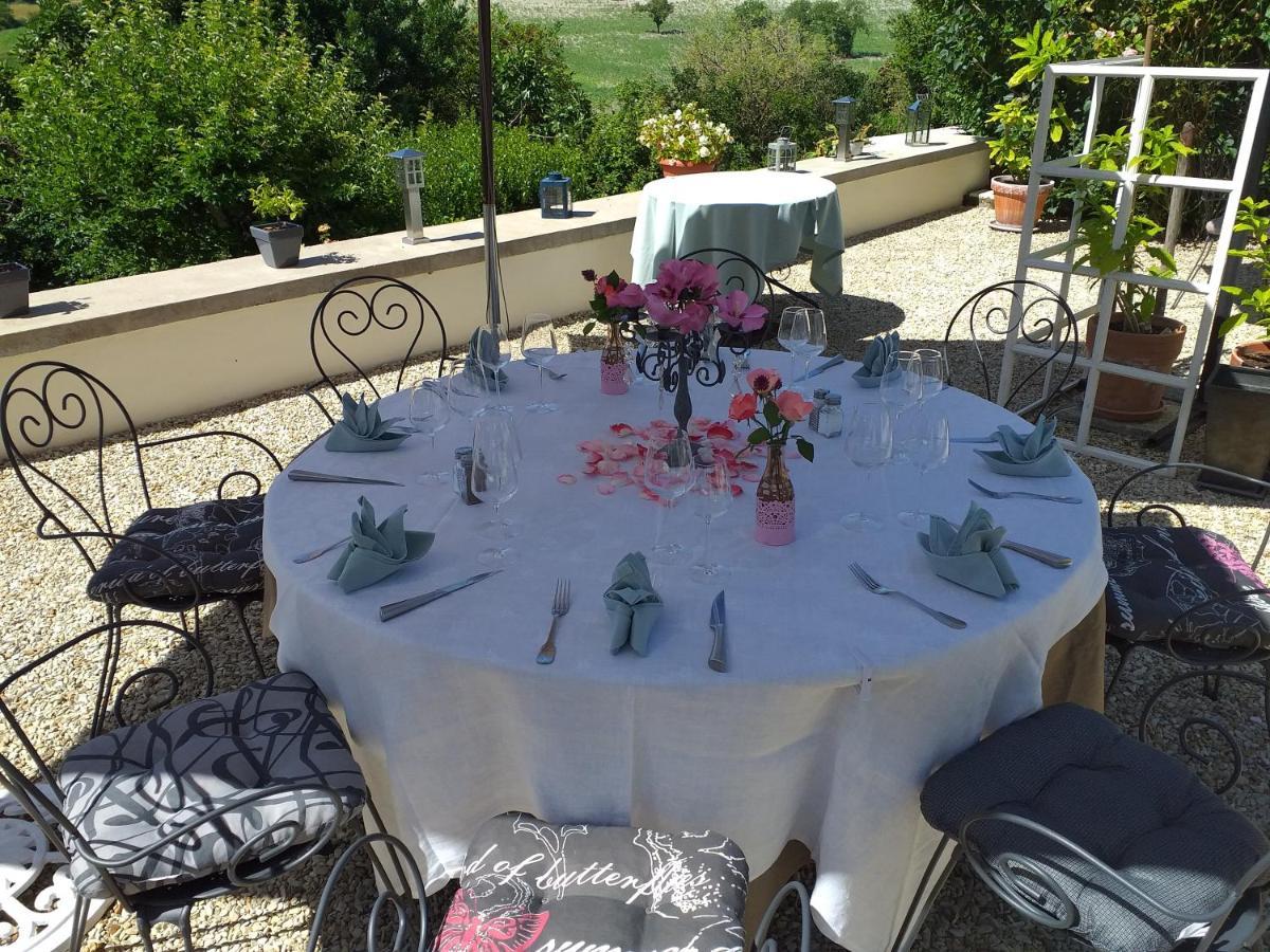 Montismaurelli Bed & Breakfast Montmoreau Luaran gambar